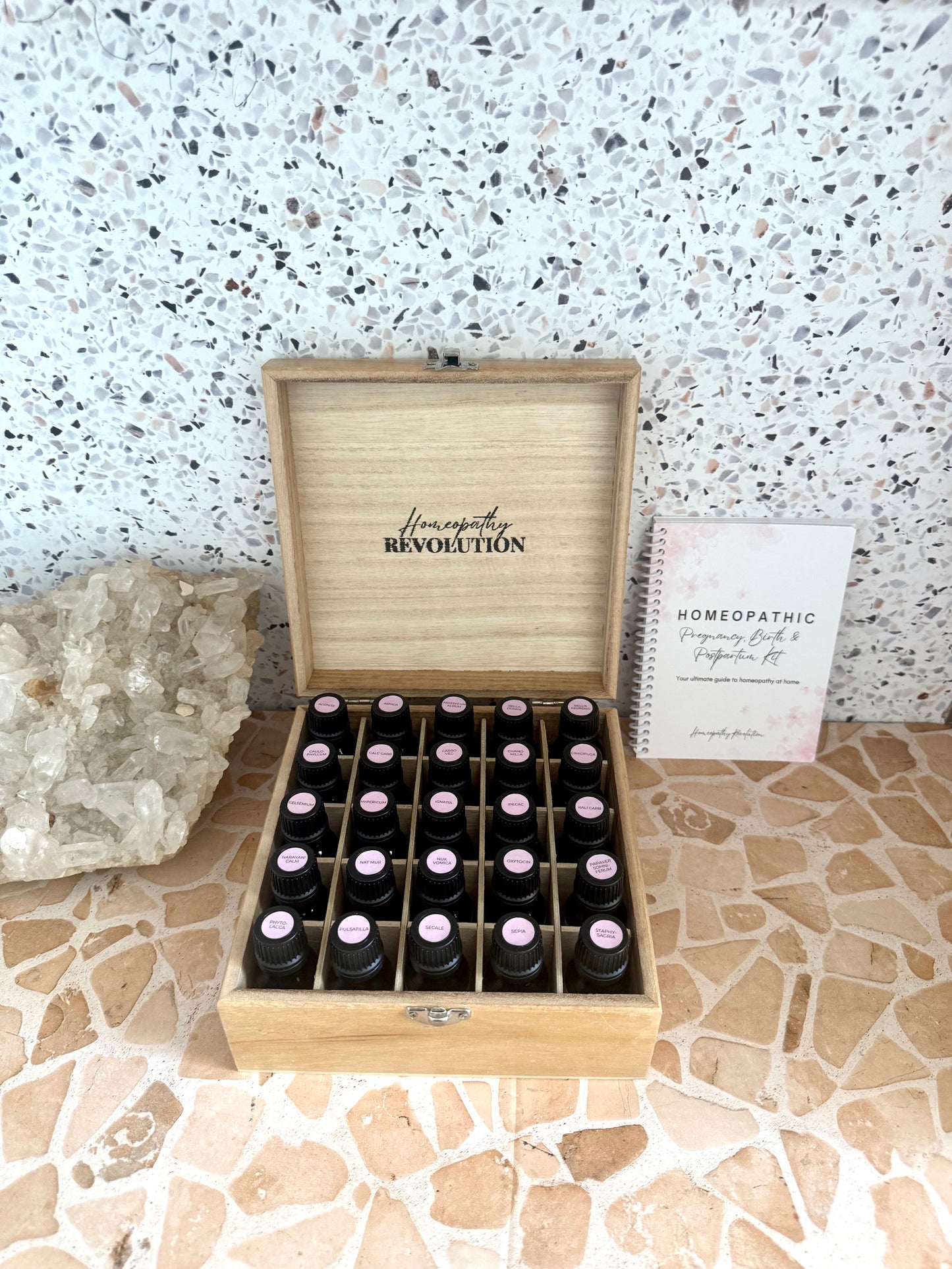 Ultimate homeopathic Pregnancy, Birth + Postpartum Kit